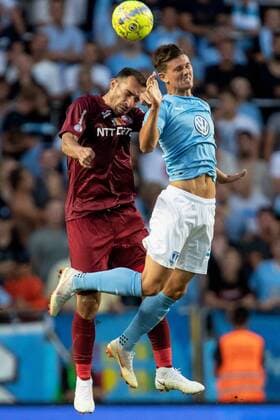 180801 Marcus Antonsson of Malmö FF during the UEFA Champions League qualifying match between Malmö FF and Cluj on August 1, 2018 in Malmö. Photo: Mathilda Ahlberg BILDBYRAN Cop 178 Copyright: MATHILDAxAHLBERG BB180801MA037