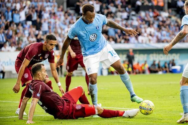 180801 Carlos Strandberg of Malmö FF during the UEFA Champions League qualifying match between Malmö FF and Cluj on August 1, 2018 in Malmö. Photo: Ludvig Thunman BILDBYRN kod LT 35511 Copyright: LUDVIGxTHUNMAN BB180801LT103