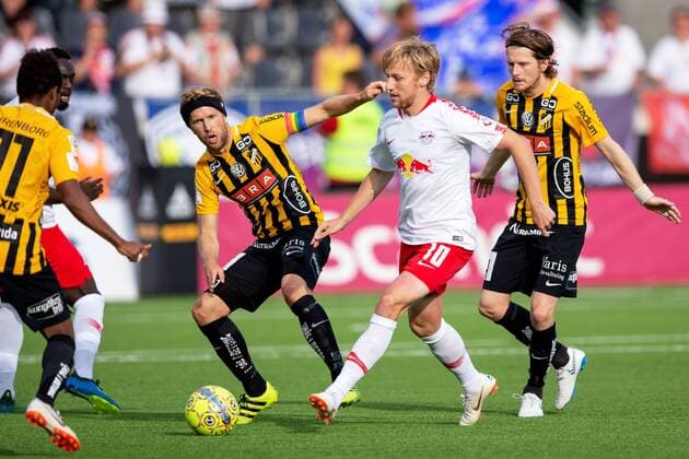 180802 Rasmus Lindgren and Erik Friberg of Häcken and Emil Forsberg of Leipzig during the UEFA Europa League qualifying match between Häcken and RB Leipzig on August 2, 2018 in Gothenburg. Copyright: MICHAELxERICHSEN BB180802MI016