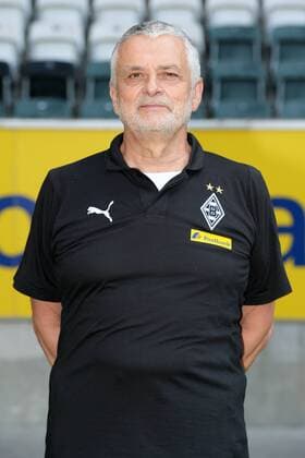 Fußball, Borussia Mönchengladbach Porträttermin Mannschaftsarzt Dr. Heribert Ditzel; VfL Borussia Mönchengladbach; 1. BL, 2018 2019