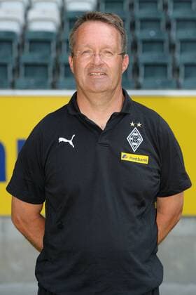 Fußball, Borussia Mönchengladbach Porträttermin Leiter Medizin und Prävention Dr. Andreas Schlumberger; VfL Borussia Mönchengladbach; 1. BL, 2018 2019