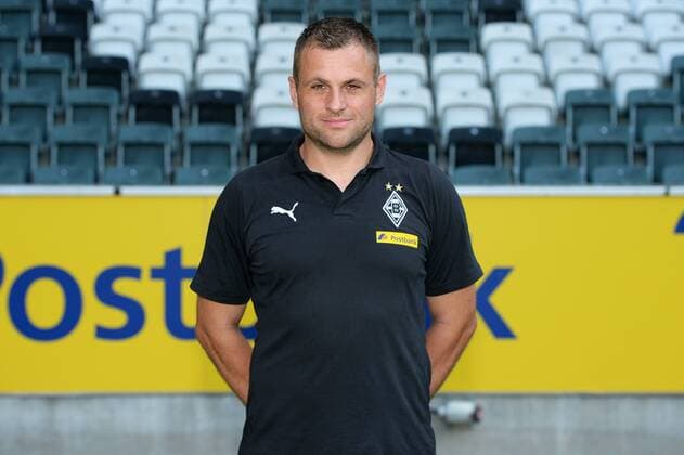 Fußball, Borussia Mönchengladbach Porträttermin Leitender Physiotherapeut Hendrik Schreiber; VfL Borussia Mönchengladbach; 1. BL, 2018 2019