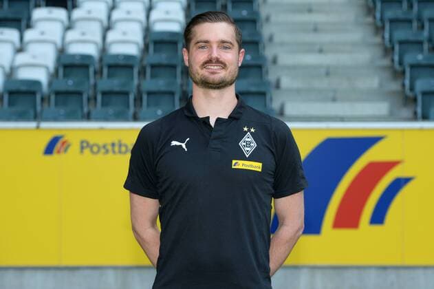 Fußball, Borussia Mönchengladbach Porträttermin Physiotherapeut Benedikt Bohnen; VfL Borussia Mönchengladbach; 1. BL, 2018 2019
