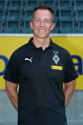 Fußball, Borussia Mönchengladbach Porträttermin Masseur Adam Szordykowski; VfL Borussia Mönchengladbach; 1. BL, 2018 2019