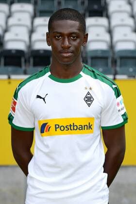 Fußball, Borussia Mönchengladbach Porträttermin Mamadou Doucoure; VfL Borussia Mönchengladbach; 1. BL, 2018 2019