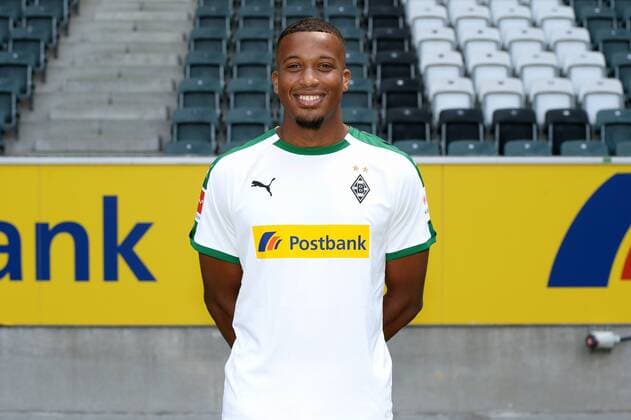 Fußball, Borussia Mönchengladbach Porträttermin Alassane Plea; VfL Borussia Mönchengladbach; 1. BL, 2018 2019