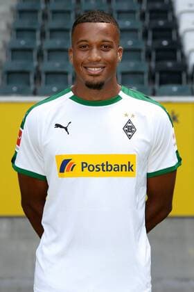 Fußball, Borussia Mönchengladbach Porträttermin Alassane Plea; VfL Borussia Mönchengladbach; 1. BL, 2018 2019