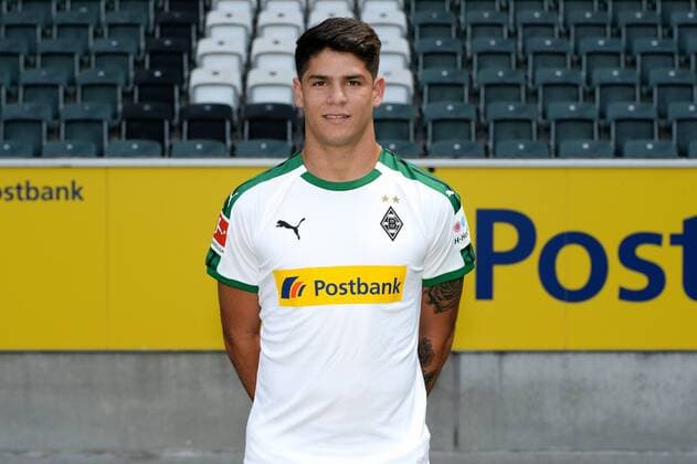 Fußball, Borussia Mönchengladbach Porträttermin Julio Villalba; VfL Borussia Mönchengladbach; 1. BL, 2018 2019
