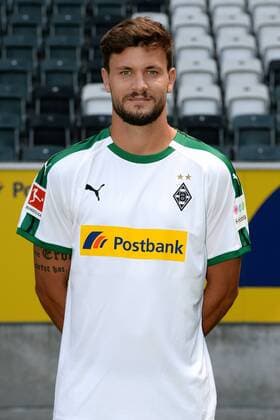 Fußball, Borussia Mönchengladbach Porträttermin Tobias Strobl; VfL Borussia Mönchengladbach; 1. BL, 2018 2019