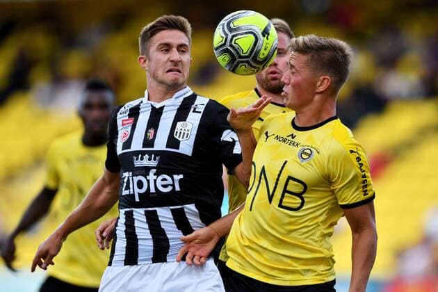 SOCCER - UEFA EL quali, Lillestroem vs LASK LILLESTROEM,NORWAY,02.AUG.18 - SOCCER - UEFA Europa League qualification, Lillestroem SK vs LASK Linz. Image shows Reinhold Ranftl (LASK) and Fredrik Krogstad (Lillestroem). GEPAxpictures xFlorianxErtl