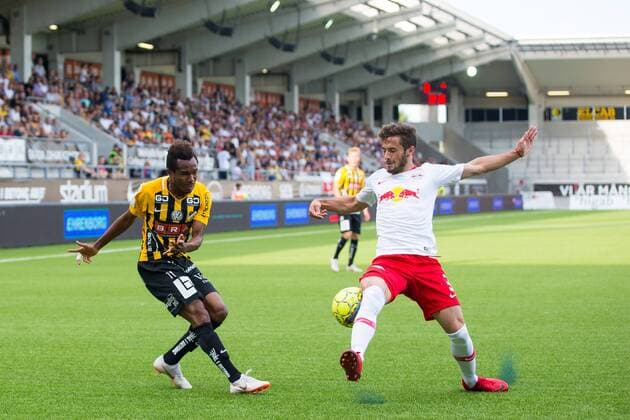 180802 Nasiru Mohammed of Häcken and Marcelo Saracchi of Leipzig during the UEFA Europa League qualifying match between Häcken and RB Leipzig on August 2, 2018 in Gothenburg. Copyright: MICHAELxERICHSEN BB180802MI033