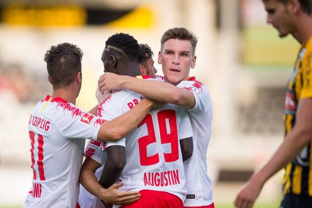 180802 Massimo Bruno of Leipzig celebrates with his teammates after scoring 0-1 during the UEFA Europa League qualifying match between Häcken and RB Leipzig on August 2, 2018 in Gothenburg. Copyright: MICHAELxERICHSEN BB180802MI049