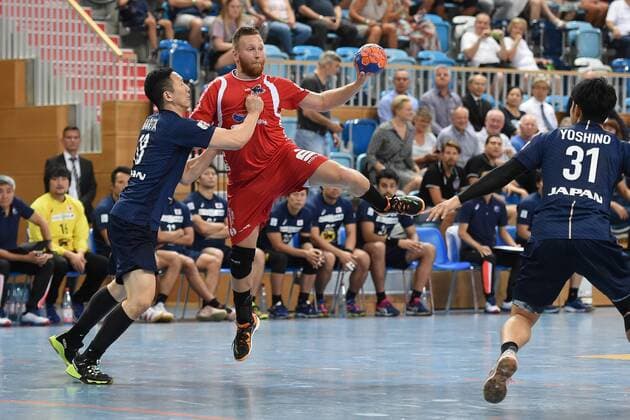 Handball, Herren, Saison 2018 19, Mini-Turniner in der MBS-Arena, Japan - 1. VfL Potsdam, Kohei Narita (Nr. 18, Japan), Marek Kovacech (Nr. 25, 1. VfL Potsdam), Tatsuki Yoshino (Nr. 31, Japan), 03.08.18, Copyright: xMichaelxHundtx xMatthiasxKochx