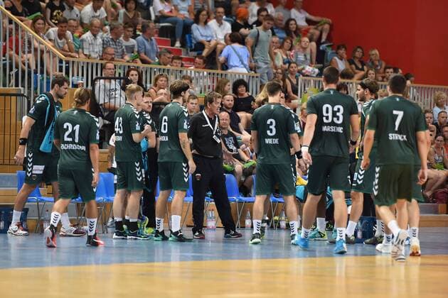 Handball, Herren, Saison 2018 19, Mini-Turniner in der MBS-Arena, Füchse Berlin - Japan, Cheftrainer Velimir Petkovic (Füchse Berlin) bei einer Auszeit, 03.08.18, Copyright: xMichaelxHundtx xMatthiasxKochx