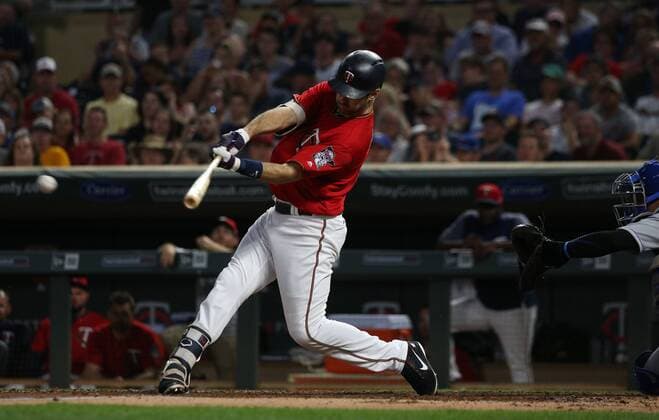 Sport Bilder des Tages August 3, 2018 - Minneapolis, MN, USA - The Minnesota Twins Joe Mauer hits a single against the Kansas City Royals on Friday, Aug. 3, 2018, at Target Field in Minneapolis. Kansas City at Minnesota - ZUMAm67_ 20180803_zaf_m67_023 Copyright: xAlexxKormannx