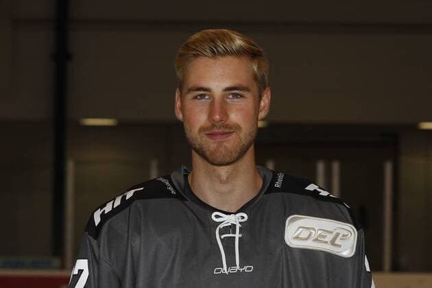 offizielles Mannschaftsfoto der Koelner Haie, 04.08.2018 Pascal Zerressen (Koelner Haie, 27); offizielles Mannschaftsfoto Portrait der Koelner Haie am 04.08.2018 in der Trainingshalle K2 in Koeln (Deutschland).