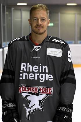 Eishockey DEL Mannschaftsfoto und Spielerportraits Kölner Haie Koelns Moritz Mueller (Nr.91)
