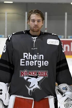 Eishockey DEL Mannschaftsfoto und Spielerportraits Kölner Haie Koelns Torhueter Bastian Kucis (Nr.53)