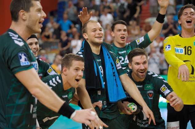 Handball 03.08.2018 Saisonstart Saison 2018 2019 BLITZTURNIER in der MBS Arena Potsdam FUECHSE Berlin geg 1 VfL Potsdam JUBEL vlnr Mijajlo MARSENIC 93 Fuechse Jacob Tandrup HOLM 6 Fuechse Bjarki Mar ELISSON 4 Fuechse Paul DRUX 95 Fuechse Frederik SIMAK 24 Fuechse Fabian WIEDE 3 Fuechse TW Malte SEMISCH 16 Fuechse