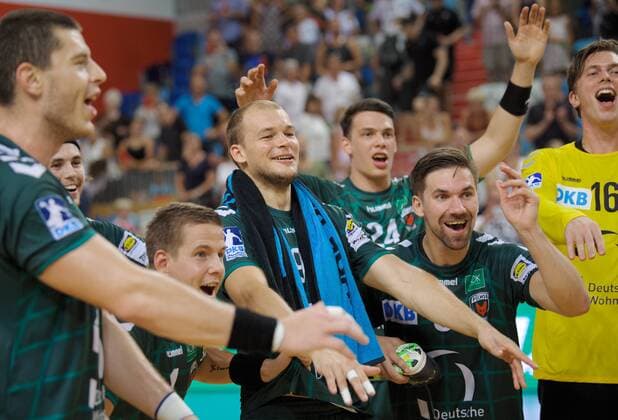 Handball 03.08.2018 Saisonstart Saison 2018 2019 BLITZTURNIER in der MBS Arena Potsdam FUECHSE Berlin geg 1 VfL Potsdam JUBEL vlnr Mijajlo MARSENIC 93 Fuechse Jacob Tandrup HOLM 6 Fuechse Bjarki Mar ELISSON 4 Fuechse Paul DRUX 95 Fuechse Frederik SIMAK 24 Fuechse Fabian WIEDE 3 Fuechse TW Malte SEMISCH 16 Fuechse