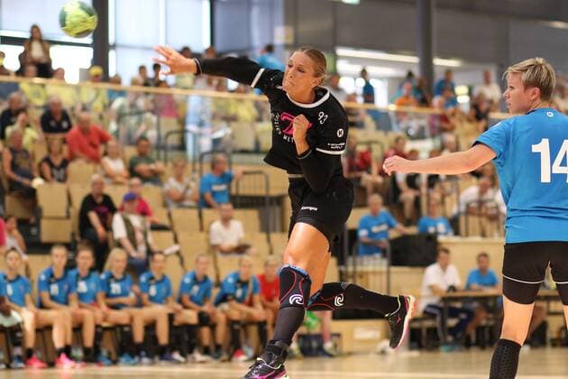 Torwurf von Julia Behnke (Metzingen) Wittlicher Handball-Cup --- Handball --- 04.08.2018 Wittlicher Handball-Cup --- Handball --- 04.08.2018 Wittlich Copyright: xEIBNER RenexWeissx EP_RWS