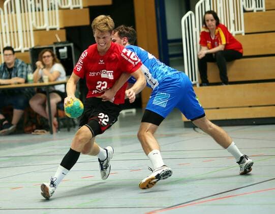 Handball - Weininselturnier Groß-Umstadt - Saison 2018 - 2019 - 05.08.2018 - Groß-Umstadt v. l. Phil-Lucas Ljubic Offenbach, Lars Weckmann Büttelborn Einzelbild, Einzelbild -
