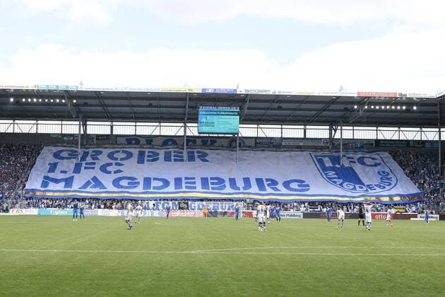 Fußball, Stadiongeschichte 1. FC Magdeburg choreografie der magdeburger fans, Fussball, 2. Bundesliga, 1. FC Magdeburg - FC St. Pauli,