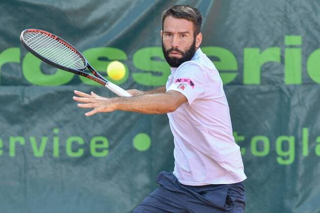 GER, 1. Tennis-Point Bundesliga Herren, Tennis Ewige Liebe BW Neuss vs. TV Reutlingen 1 05.08.2018, Tennis Ewige Liebe BW Neuss, GER, 1. Tennis-Point Bundesliga Herren, Tennis Ewige Liebe BW Neuss vs. TV Reutlingen 1, im Bild Safranek, Vaclav CZE beim Vorhandschlag