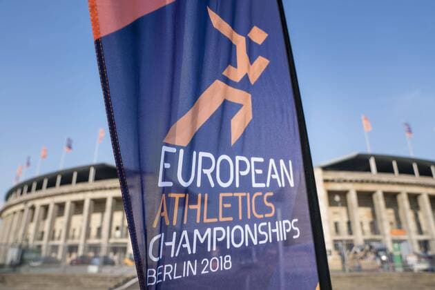 Feature, ein Banner der Leichtathletik Europameisterschaft (European Athletics Championships Berlin 2018) vor dem Olympiastadion, am 04.08.2018 Leichtathletik Europameisterschaft 2018 in Berlin Deutschland vom 06.08. - 12.08.2018.
