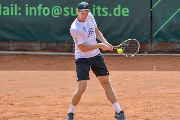 GER, 1. Tennis-Point Bundesliga Herren, Tennis Ewige Liebe BW Neuss vs. TV Reutlingen 1 05.08.2018, Tennis Ewige Liebe BW Neuss, GER, 1. Tennis-Point Bundesliga Herren, Tennis Ewige Liebe BW Neuss vs. TV Reutlingen 1, im Bild van der Zandschulp, Botic GER beim Rueckhandschlag