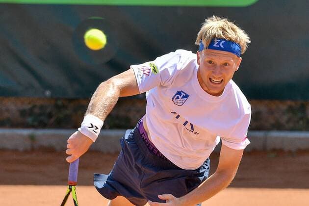 GER, 1. Tennis-Point Bundesliga Herren, Tennis Ewige Liebe BW Neuss vs. TV Reutlingen 1 05.08.2018, Tennis Ewige Liebe BW Neuss, GER, 1. Tennis-Point Bundesliga Herren, Tennis Ewige Liebe BW Neuss vs. TV Reutlingen 1, im Bild Kolar, Zdenek CZE beim Aufschlag