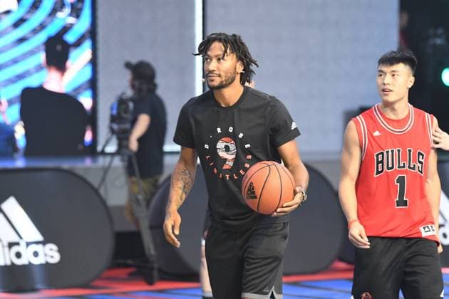 NBA Basketball Herren USA star Derrick Rose of Minnesota Timberwolves attends a fan meeting event on his China tour in Shanghai, China, 5 August 2018.