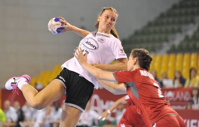 2018.08.07 Kielce Pilka reczna Mlodziezowe Mistrzostwa Swiata w Pilce Recznej Kobiet do lat 18 Niemcy - Austria N z Mariel Wulf Foto Norbert Barczyk PressFocus NEWSPIX.PL 2018.08.07 Kielce Handball IHF Youth U18 Womens World Championship WM Weltmeisterschaft 2018 Germany - Austria Mariel Wulf Credit: Norbert Barczyk PressFocus --- Newspix.pl  20180807NB0073