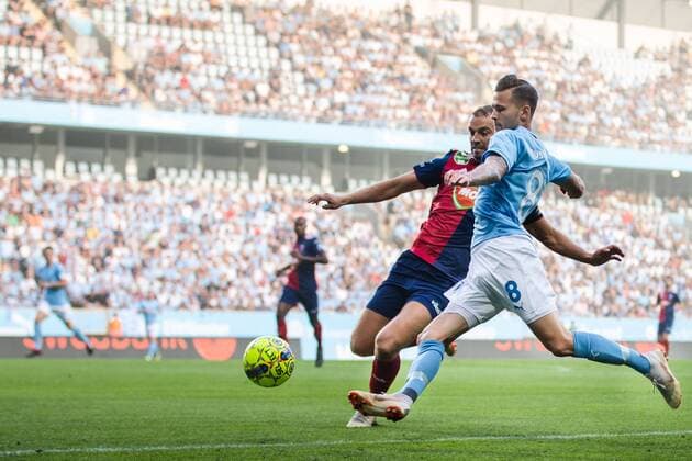 180807 Roland Juhasz of Vidi and Arnor Ingvi Traustason of Malmö FF competes for the ball during the UEFA Champions League qualifying match between Malmö FF and Vidi on August 7, 2018 in Malmö. Photo: Mathilda Ahlberg BILDBYRAN Cop 178 Copyright: MATHILDAxAHLBERG BB180807MA010