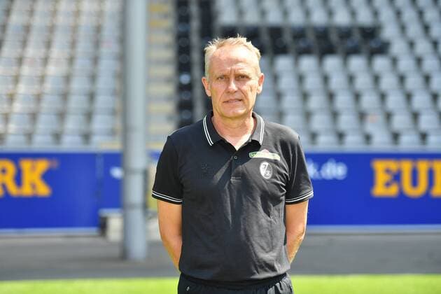 Christian Streich; SC Freiburg; 1. Bundesliga, Portraettermin 2018 2019 1. Bundesliga - 2018 2019 - Portraettermin SC Freiburg Freiburg Copyright: xEIBNER SvenxLaeglerx EP_SLR
