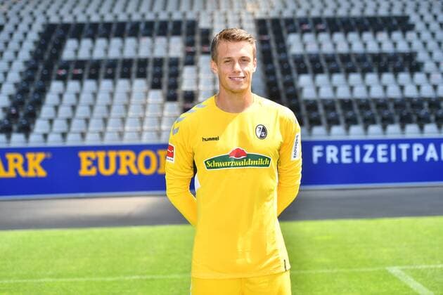 Alexander Schwolow; SC Freiburg; 1. Bundesliga, Portraettermin 2018 2019 1. Bundesliga - 2018 2019 - Portraettermin SC Freiburg Freiburg Copyright: xEIBNER SvenxLaeglerx EP_SLR