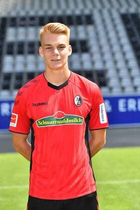 Philipp Lienhart; SC Freiburg; 1. Bundesliga, Portraettermin 2018 2019 1. Bundesliga - 2018 2019 - Portraettermin SC Freiburg Freiburg Copyright: xEIBNER SvenxLaeglerx EP_SLR