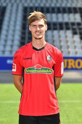 Pascal Stenzel; SC Freiburg; 1. Bundesliga, Portraettermin 2018 2019 1. Bundesliga - 2018 2019 - Portraettermin SC Freiburg Freiburg Copyright: xEIBNER SvenxLaeglerx EP_SLR