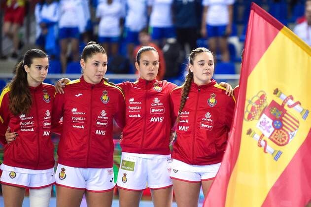 2018.08.08 Kielce Pilka reczna Mlodziezowe Mistrzostwa Swiata w Pilce Recznej Kobiet do lat 18 Czarnogora - Hiszpania N z Foto Lukasz Laskowski PressFocus 2018.08.08 Kielce Handball IHF Youth U18 Womens World Championship WM Weltmeisterschaft 2018 Montenegro - Spain Credit: Lukasz Laskowski PressFocus NEWSPIX.PL --- Newspix.pl FRANCE OUT!  20180808LUK_533