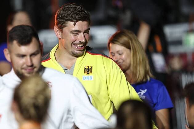 European Athletics Championships; Berlin, 08.08.2018 Auf dem Weg zur Siegerehrung: Bronze im Kugelstossen fuer David Storl (GER); European Athletics Championships am 08.08.18 im Olympiastadion in Berlin (Deutschland).