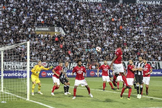 August 8, 2018 - Thessaloniki, Greece - Ball is seen in the air, during a corner while PAOK is attacking..PAOK vs Spartak Moscow for Champions League third qualifying round. PAOK defeated Spartak from Moscow in Toumba Stadium in Thessaloniki, Greece with score 3-2. PAOK vs Spartak in Toumba Stadium, Greece - 08 Aug 2018 - ZUMAs197 84906281st Copyright: xNicolasxEconomoux