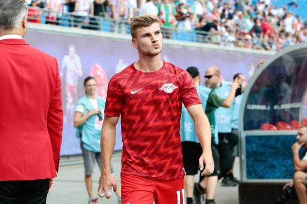 09.08.2018, xtgx, Fussball Europa League 3. Qualirunde, RB Leipzig - CS Universitatea Craiova emspor, v.l. Timo Werner (Leipzig, 11) als Ersatzspieler enttäuscht, schaut enttäuscht, niedergeschlagen, disappointed Leipzig