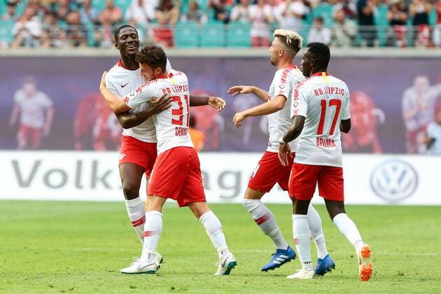 09.08.2018, xtgx, Fussball Europa League 3. Qualirunde, RB Leipzig - CS Universitatea Craiova emspor, v.l. Ibrahima Konate (Leipzig, 6), Diego Demme (Leipzig, 31), Kevin Kampl (Leipzig, 44), Bruma (Leipzig, 17) Jubel, Torjubel, jubelt über das Tor, celebrate the goal, celebration Leipzig