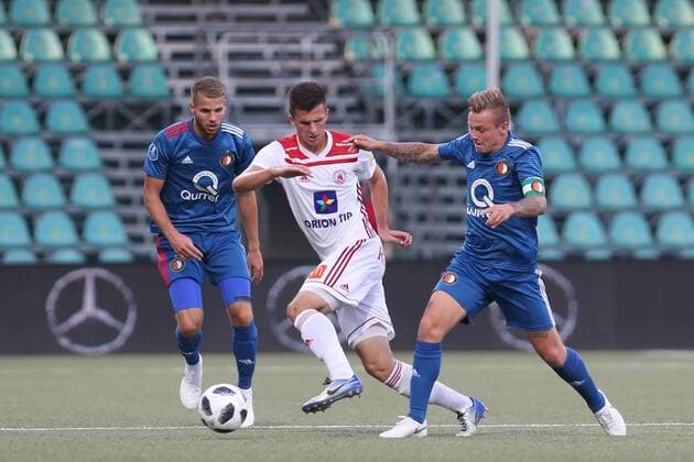 ZILINA 09.08.2018 PILKA NOZNA LIGA EUROPY III RUNDA KWALIFIKACJI THIRD ROUND QUALIFICATION UEFA EUROPA LEAGUE AS TRENCIN - FEYENOORD ROTTERDAM NZ. BART NIEUWKOOP (FEYENOORD) LUKAS SKOVAJSA (AS TRENCIN) JORDY CLASIE (FEYENOORD) FOT. MICHAL CHWIEDUK FOKUSMEDIA NEWSPIX.PL --- Newspix.pl  180809CHW017
