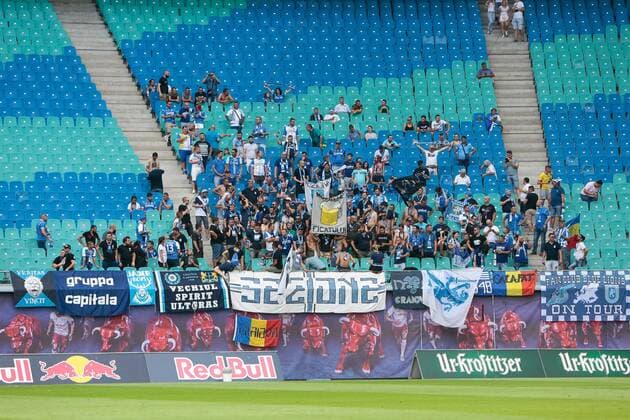 09.08.2018, xtgx, Fussball Europa League 3. Qualirunde, RB Leipzig - CS Universitatea Craiova emspor, v.l. Gästefans away supporters Craiova Leipzig