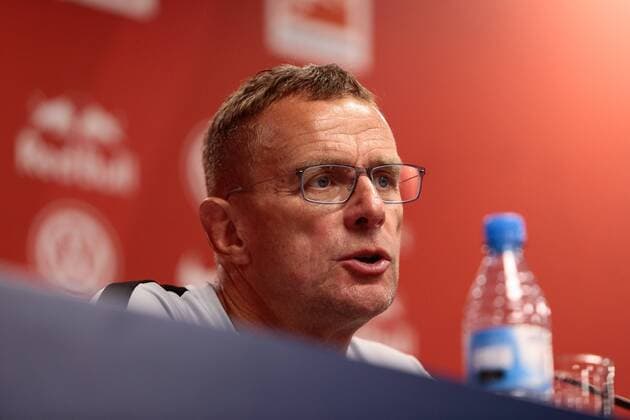 09.08.2018, xtgx, Fussball Europa League 3. Qualirunde, RB Leipzig - CS Universitatea Craiova emspor, v.l. Ralf Rangnick (Leipzig, Trainer) Portrait, Porträt, Einzelbild Pressekonferenz PK Leipzig