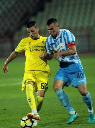 Fußball, EL Qualifikation, Spartak Subotica - Bröndby IF 09.08.2018 Belgrade(Serbia) FK Spartak Subotica-Brondby IF Europa League 3rd leg qualifiiers men s football Ante Erceg(L)Brondby IF, Nemanja Calasan(r) FK Spartak Subotica : 