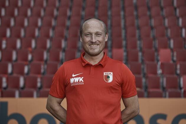 Dr. Peter Stiller (Mannschaftsarzt); FC Augsburg 1907; 1.BL, Porträttermin 2018 2019,