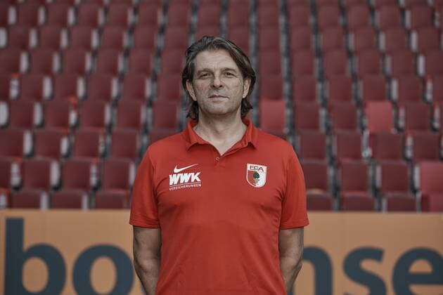 Dr. Andreas Weigel (Mannschaftsarzt); FC Augsburg 1907; 1.BL, Porträttermin 2018 2019,