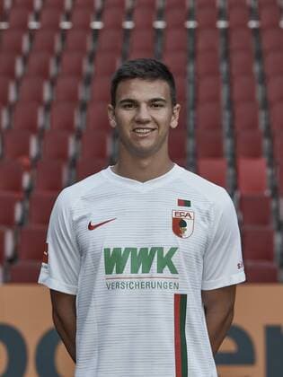Romario Rösch; FC Augsburg 1907; 1.BL, Porträttermin 2018 2019,
